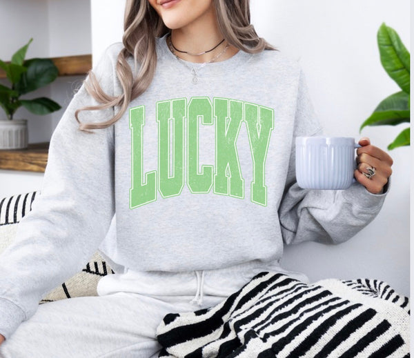 Oversized LUCKY sweatshirt