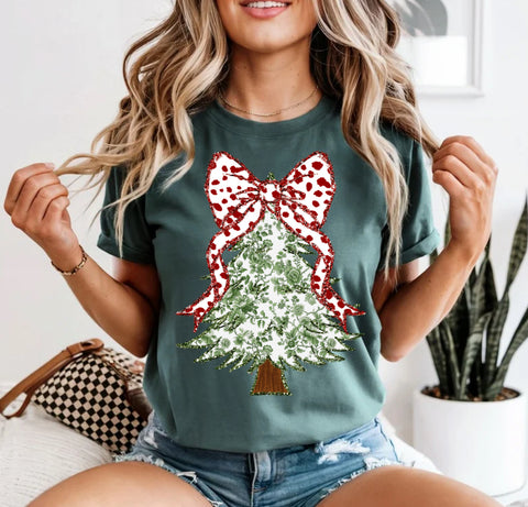 Tinsel tree with bow
