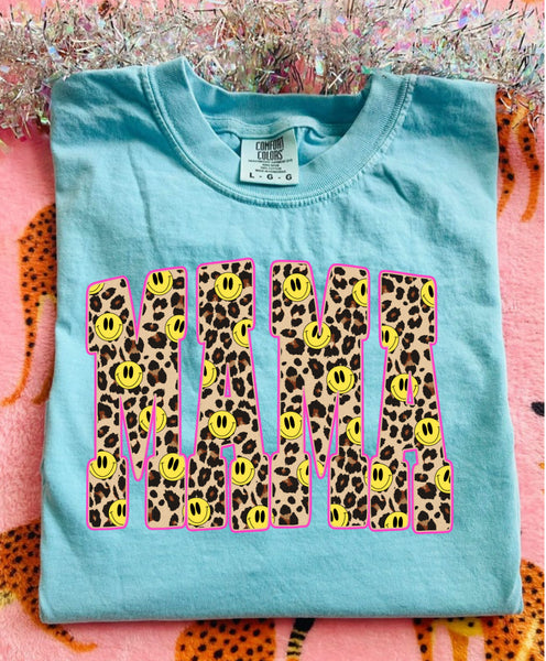 Smiley leopard mama tee