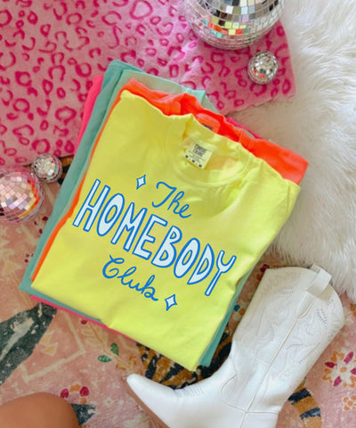 The homebody club tee