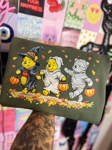 Halloween pooh bear sweatshirt
