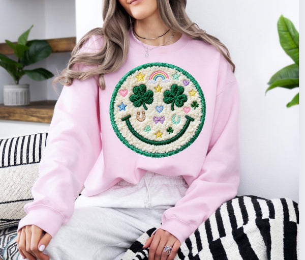 Smiley lucky charm Patch sweatshirt