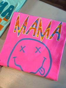 COMFORT COLORS Mama smiley