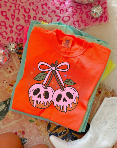 Pink spooky apples tee